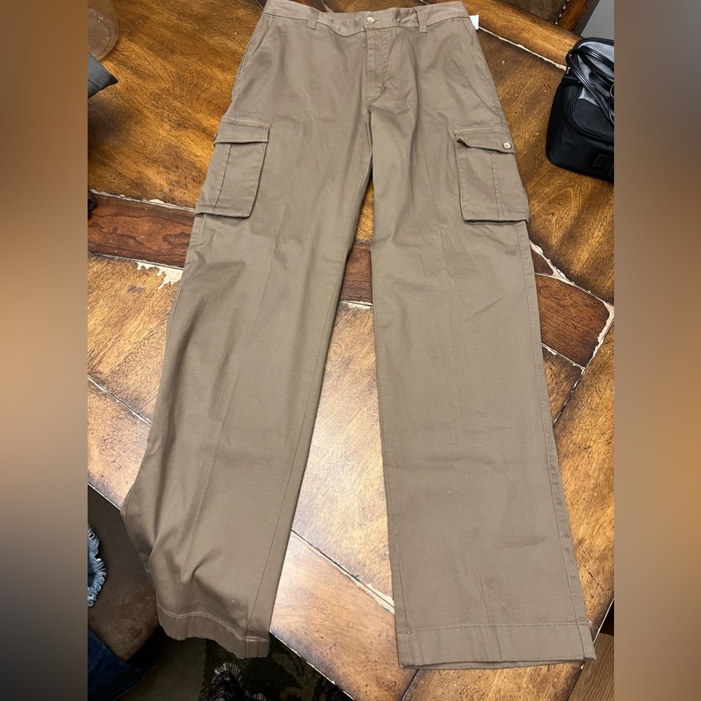 baggy cargo pants